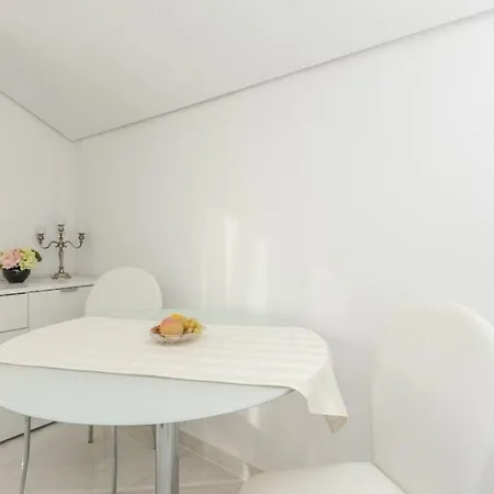 Apartmán Ferienwohnung Fur 2 Personen Ca 22 Qm In Privlaka, Dalmatien Norddalmatien *