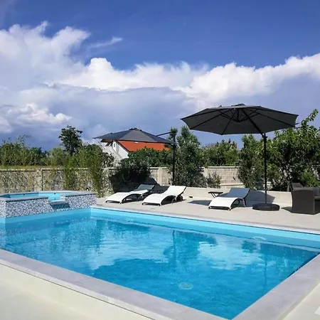 Ferienwohnung Fur 2 Personen Ca 22 Qm In Privlaka, Dalmatien Norddalmatien Apartmán *